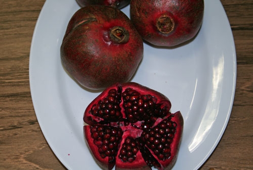 Kara-gul pomegranate.