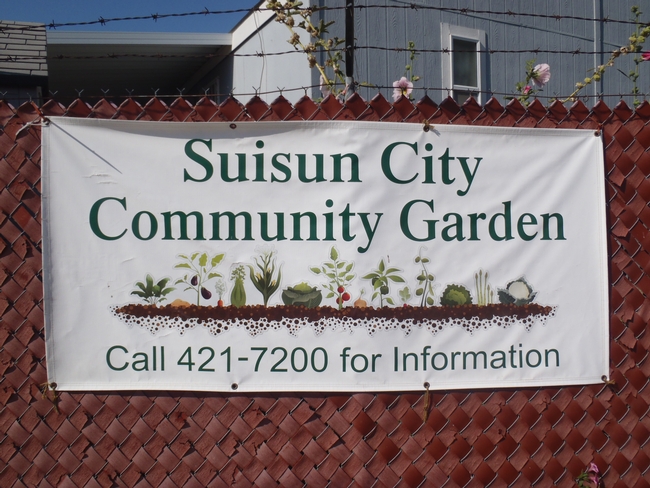 banner displaying the entry to the Suisun Community Garden