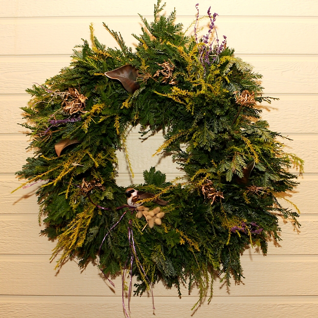note the little bird in the bottom center of wreath!
