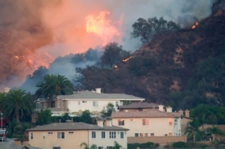UC’s Spanish News and Information Service provides Californian’s with important information, including preventing and recovering from wildfires.